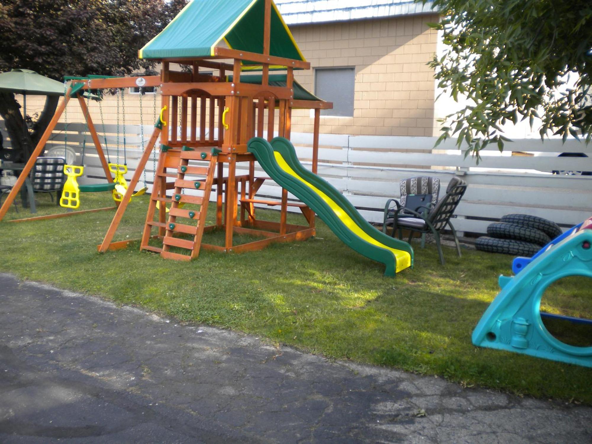 Holiday House Motel Penticton Exterior foto