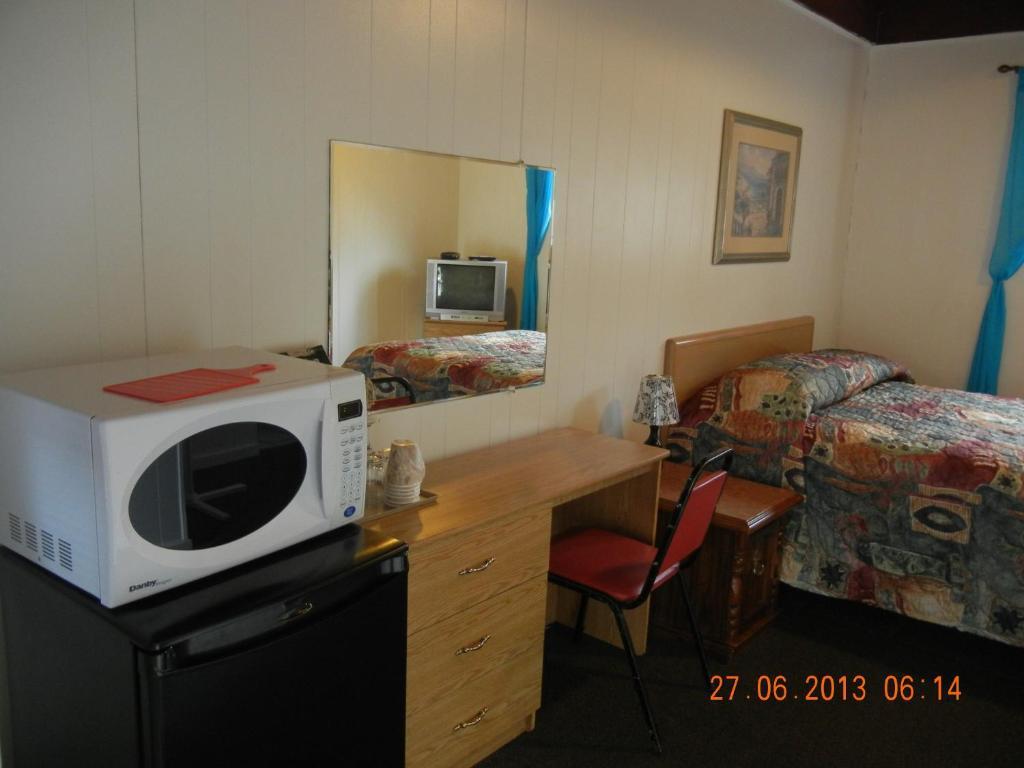 Holiday House Motel Penticton Cameră foto